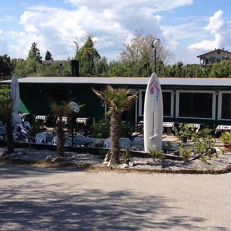 Oliholiday Mobilehomes - Cavallino Экстерьер фото
