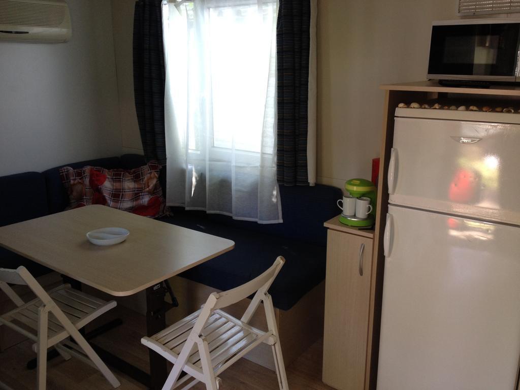 Oliholiday Mobilehomes - Cavallino Экстерьер фото